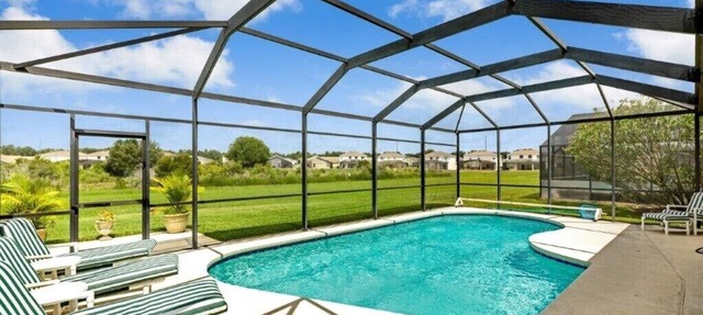Sunstreams Villa Executive 5 bedroom home, large pool private Conservation views