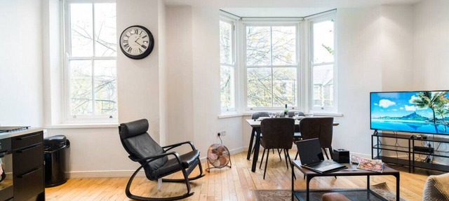 Superb Modern 1 Bedroom Apt | Cocoon Dbl Sofa Bed