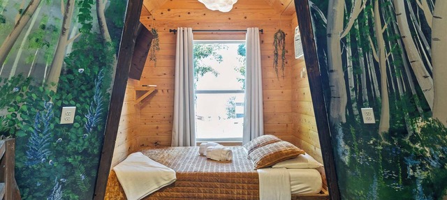 TeePee at Paradise Point with a hot tub, fire pit, & grill!