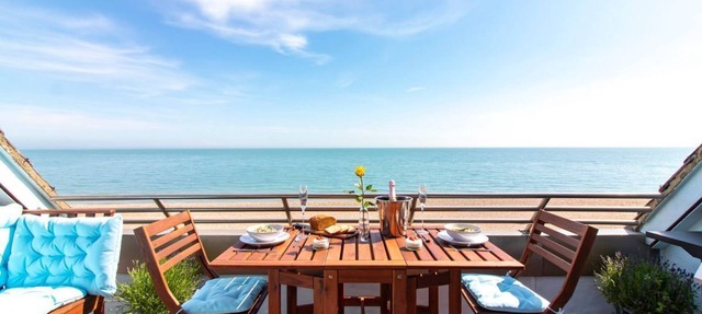 The Breakers - Sea Shell Apartment