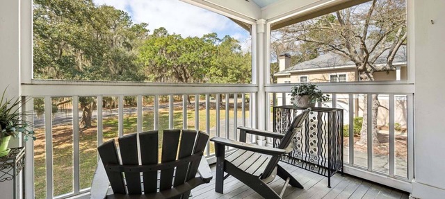 The Escape | 3BR Golf Course Villa with Pool Access