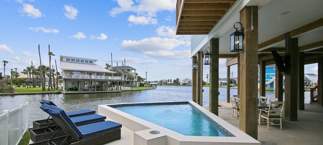 The Good Life | Luxury Canal Home, Private Pool