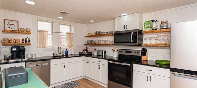 "The Hive"-Downtown Berlin, 4 BR, Sleeps 8, 2 Bath