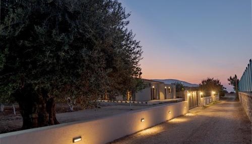 The Mulberry Tree Villa