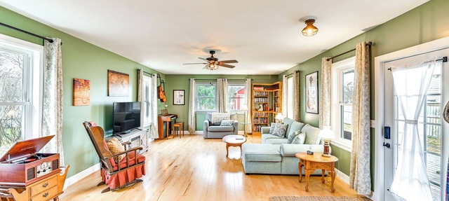 'The Olde Westerlo Village House' - Summer Escape
