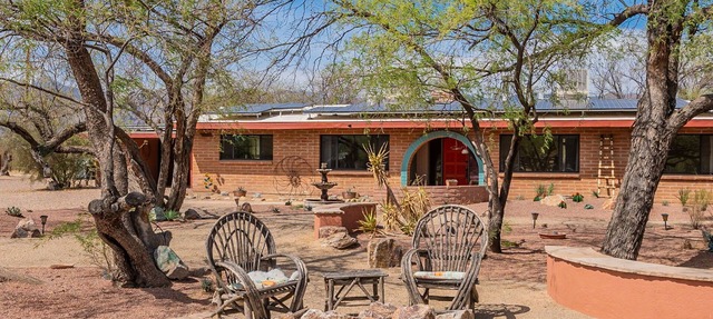 The Ranch! A+ views, serene nature & pool on one of the best roads in Tucson!