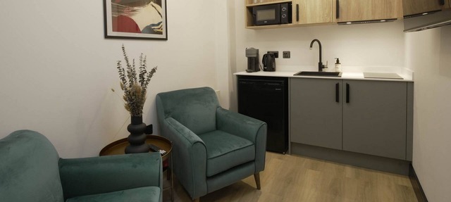The Sixty | Compact Modern Studio | Cardiff City