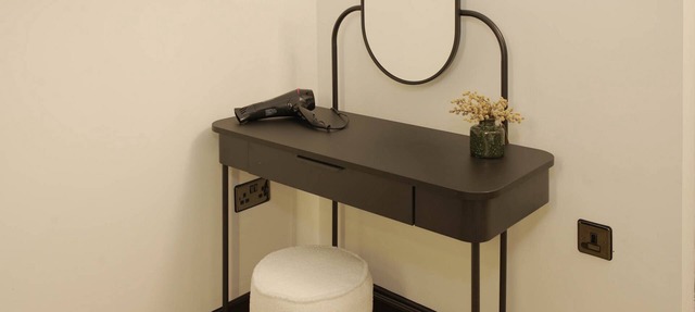 The Sixty | Modern Studio Apartment | Cardiff City