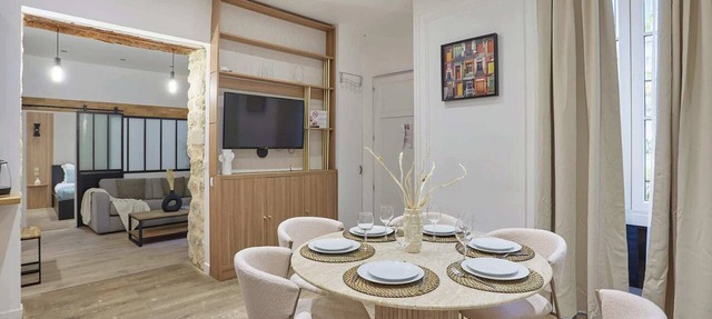 The Upper Marais Superb apartment for 8 people