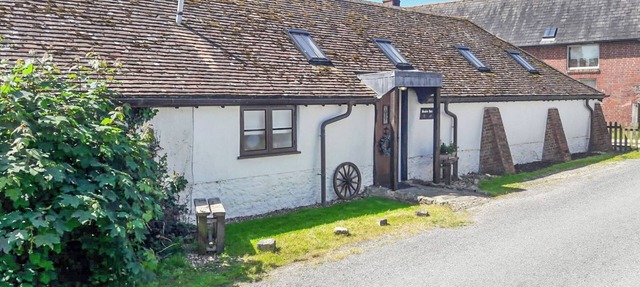 This is the ideal base for discovering and exploring Dorset.