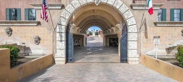 This one story unit, sprawling 4700 square foot Italian Villa 5 star amenities.