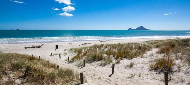 Thornton Beach Holiday Park