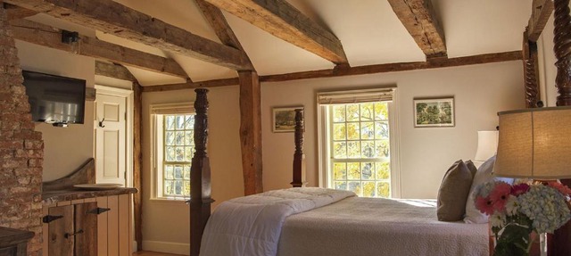 Three Chimneys Inn