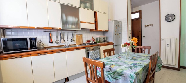 Three-room apartment Milan North