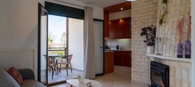 Three Waves Maisonettes | Elena