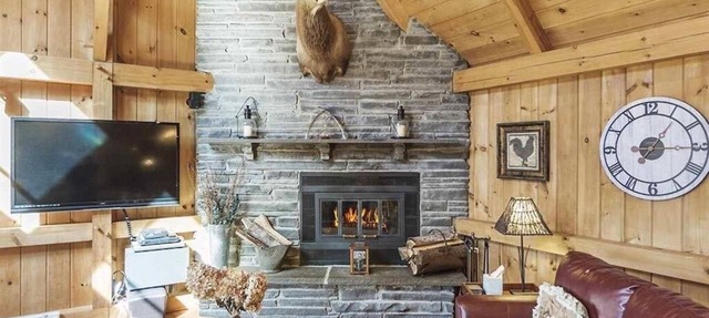 Timber frame home only 5 minutes from Windham Mountain - perfect for 2 families!