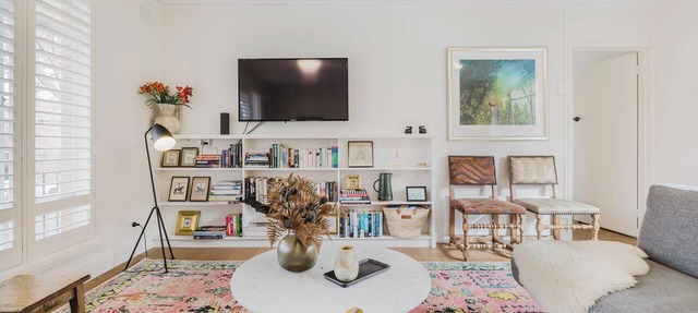 Timeless fusion of vintage charm and eclectic chic