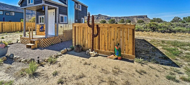 Tiny Home in Cortez w/ Electric Fireplace!