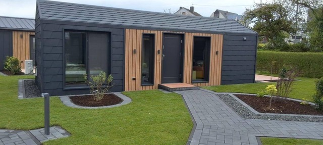 Tiny-House "Das kleine Schwarze" - Land Zeit - get your tiny moment