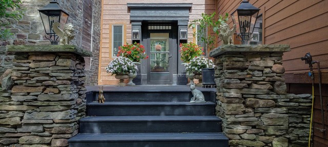 Toad Hall 1820s Historic Estate