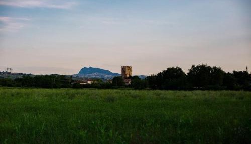 Torre dei Battagli-Dormi in una torre medievale