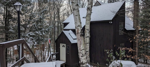 Trails End Ski, Hike, Charge, and Unwind