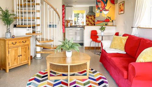 Tramways -Cottage