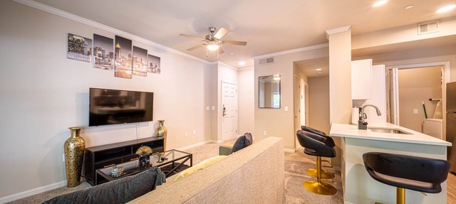Tranquil Buckhead Hideaway
