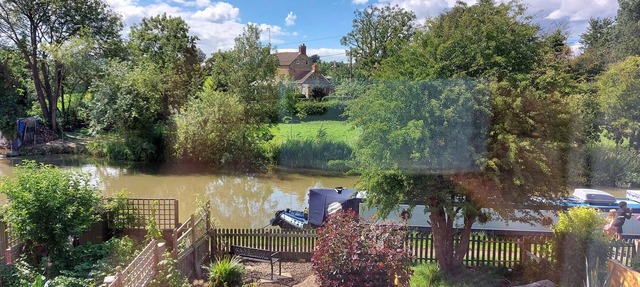 Tranquil Northampton Retreat