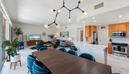 Tranquil & spacious, newly updated, great location