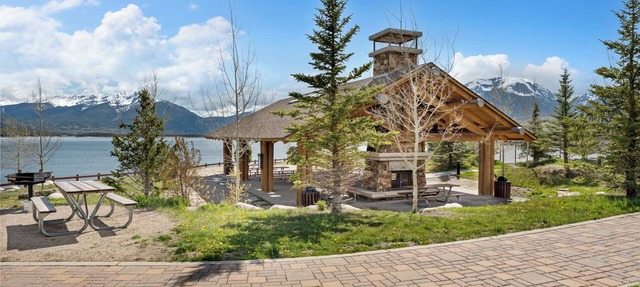 Treehouse #107, Building G by Summit County Mountain Retreats