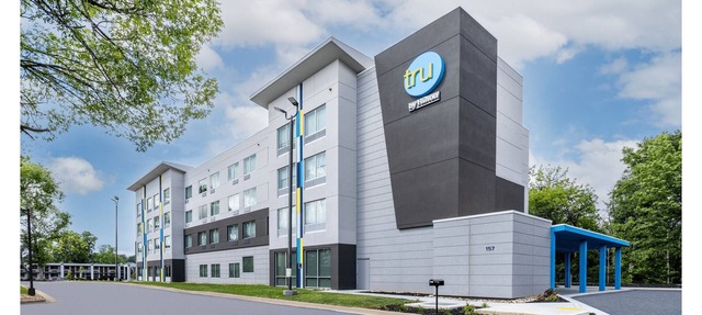 Tru By Hilton Commerce