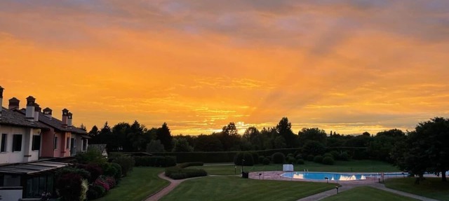 Two Bedroom Apartment with Pool View