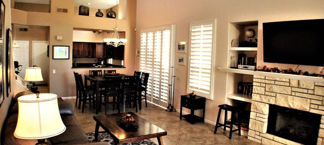 Two Master Suite Villa/House with Outdoor Granite Bar Kitchen - Fire Pit & Table