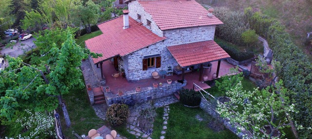 Typical tuscan villa with garden