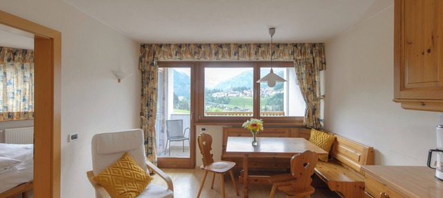 Tyrolean style three-room apartment