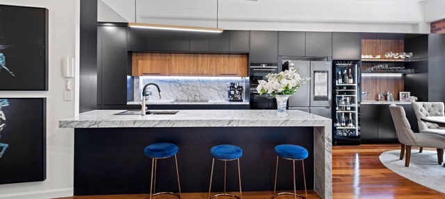 Ultimate Luxury Woolstore Apartment in the heart of Teneriffe