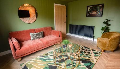 Unique 3 Bed Home, Stewarton
