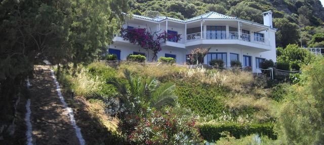 Unique!! Private Beach & Pool Summer House