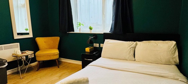 Unique studio flat in city 11