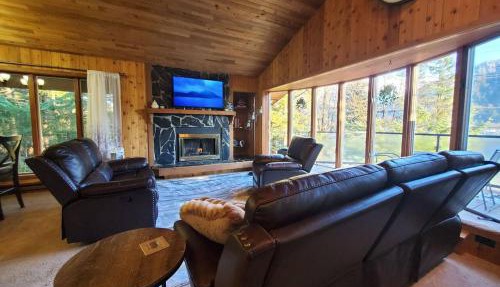 Updated Duplex with Mountain & Filtered Water View