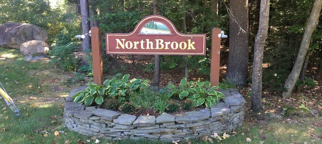 Updated Spacious Condo in the heart of North Conway with in room AC units