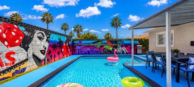 Upgraded King Beds Pool BBQ Near Strip