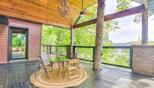 Upscale Getaway on Smith Lake w/Boat Dock