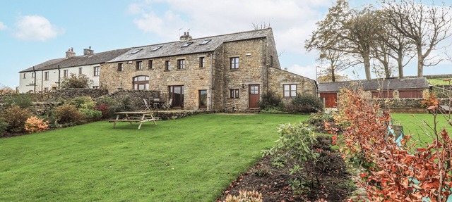 USHERWOODS DAIRY, pet friendly, luxury holiday cottage in Tatham