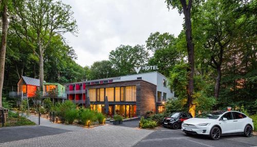 V-Hotel