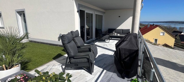 Vacation apartment (65sqm) with terrace
