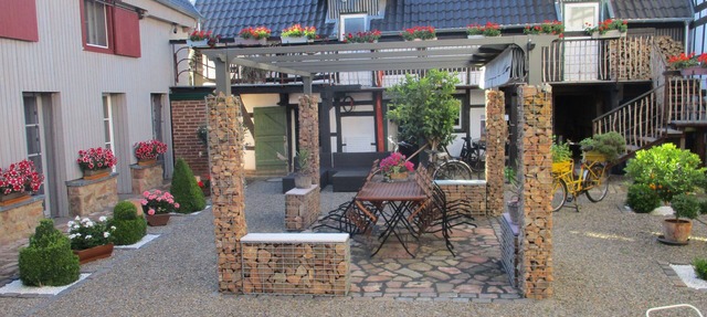 Vacation apartment/house with 2 bedrooms in the historic Vierkanthof