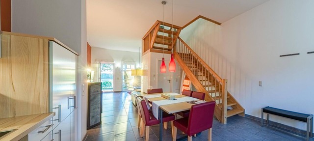 Vacation apartment "Schwan" with large terrace in Jabel an der Müritz