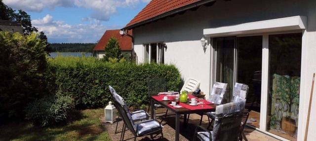 Vacation home Mecklenburgische Kleinseenplatte - on the lake & in a quiet location